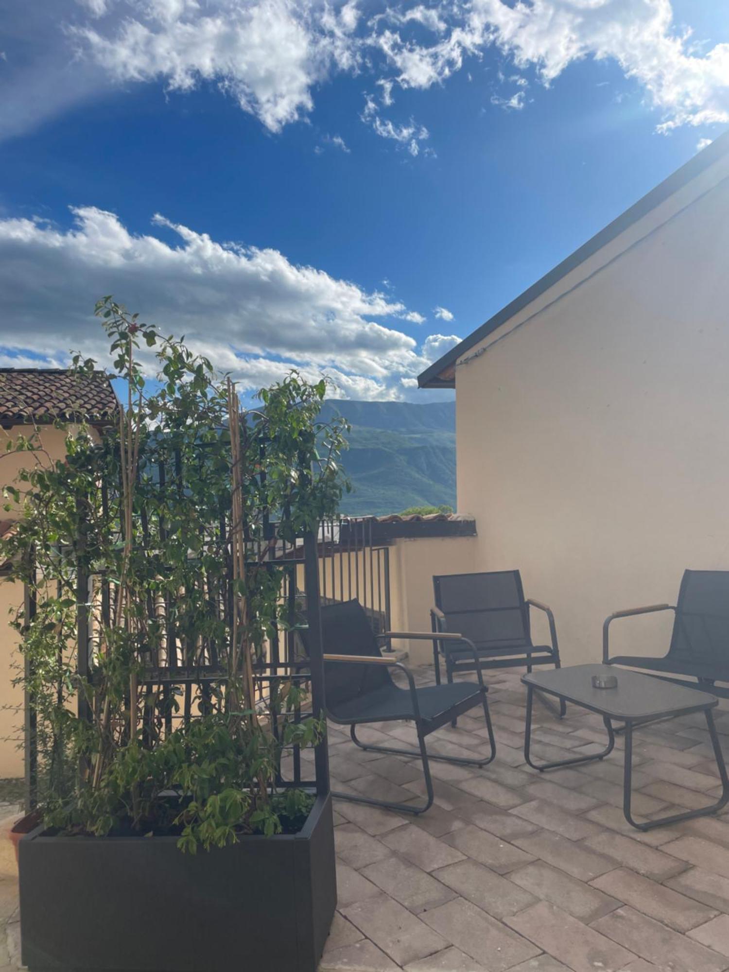 Апартаменты La Casa De Lu Barone San Demetrio ne' Vestini Экстерьер фото